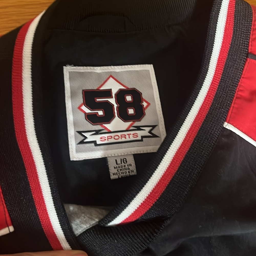 GEORGIA,Vintage sweatshirt, Size Large, great condition, black and red, Georgia - Picture 4 of 8